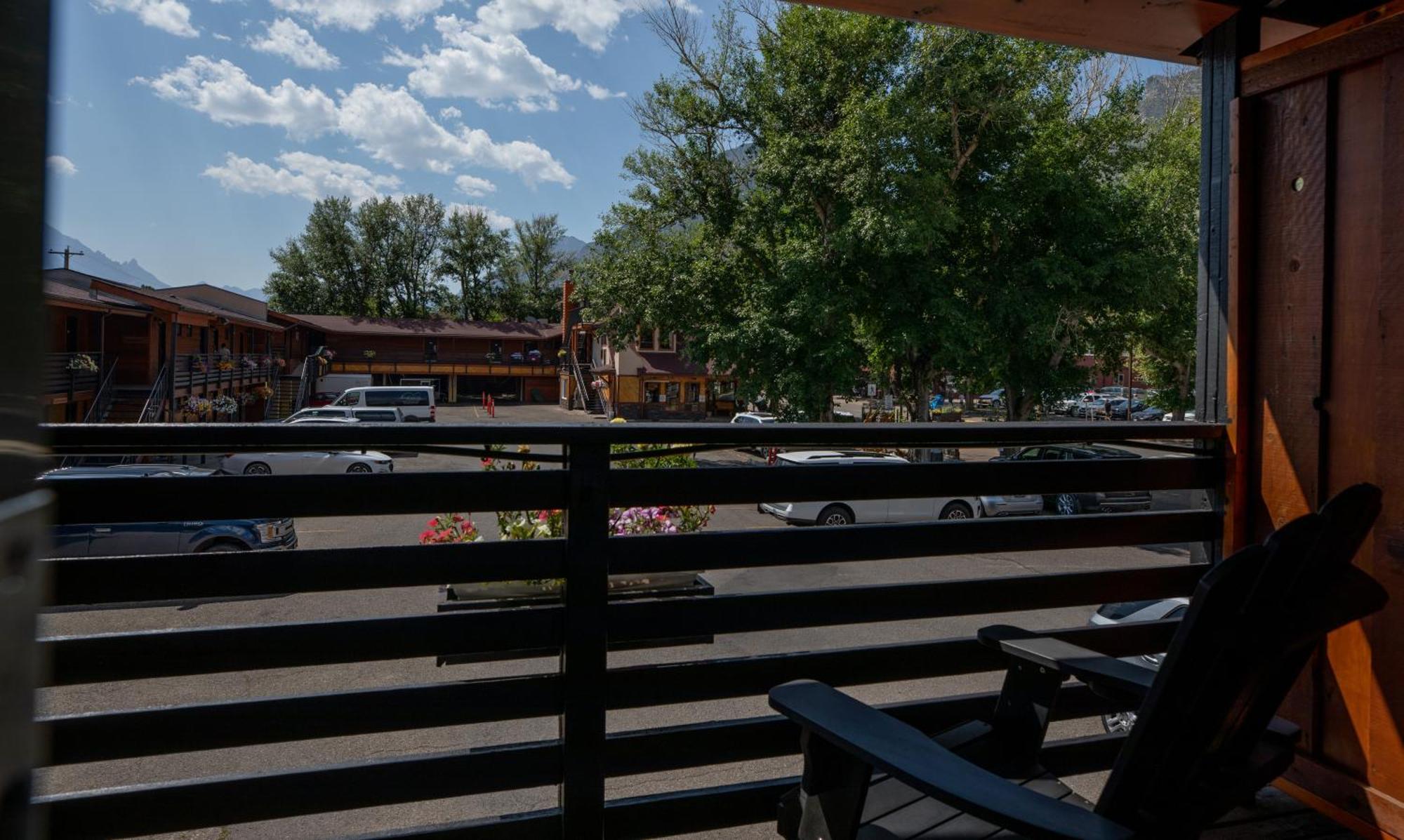 Bayshore Inn & Spa Waterton Park Luaran gambar